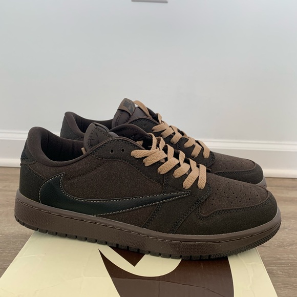 OG Travis - Picture 3 of 11